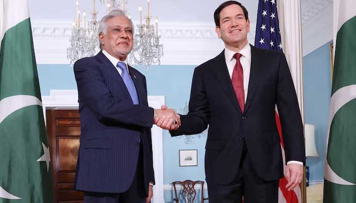 Deputy Prime Minister and Foreign Minister Ishaq Dar and US Secretary of State Marco Rubio shake hands