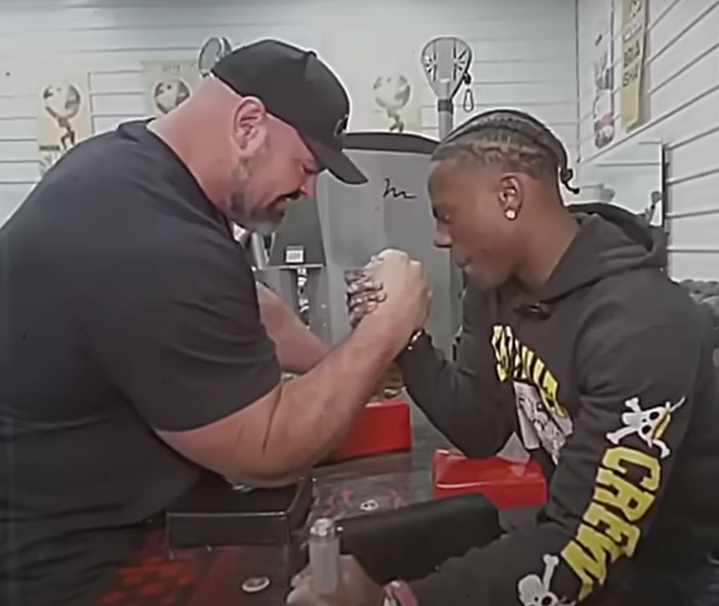 Brian shaw was seen arm wrestling with speed