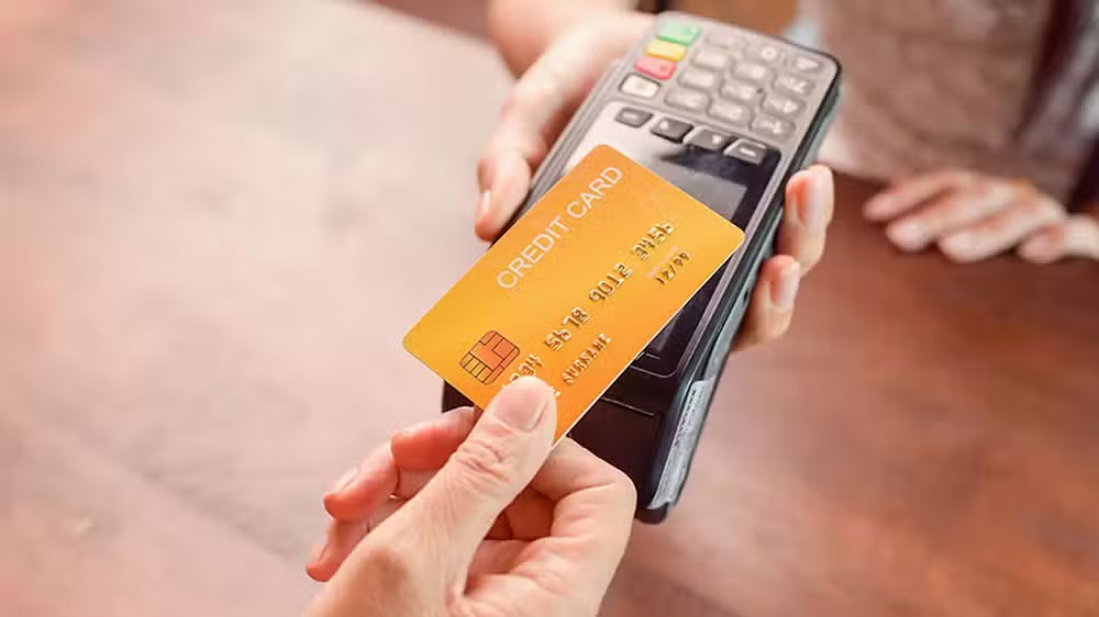 Islamabad’s Big Marts to Become Cashless 